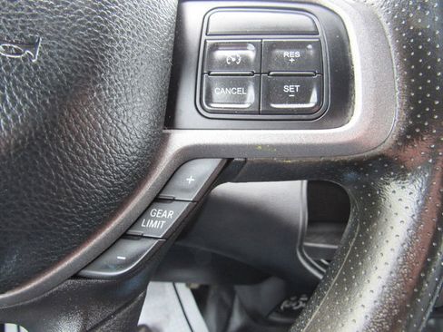 Used 2022 RAM 3500 Tradesman w/ Chrome Appearance Group AWD/4WD image 44