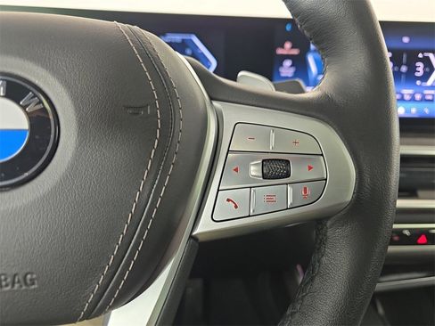 Certified 2024 BMW X7 xDrive40i w/ Premium Package image 19