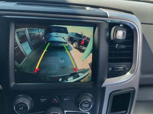 Used 2016 RAM 1500 Big Horn AWD/4WD image 12