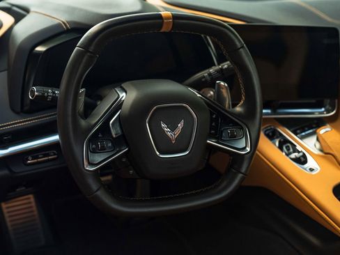 Used 2021 Chevrolet Corvette Stingray Preferred Conv w/ Z51 Performance Package RWD image 20