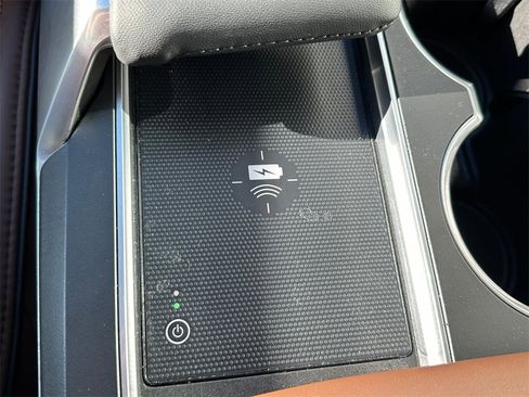 Used 2023 Acura MDX SH-AWD w/ Advance Package image 31