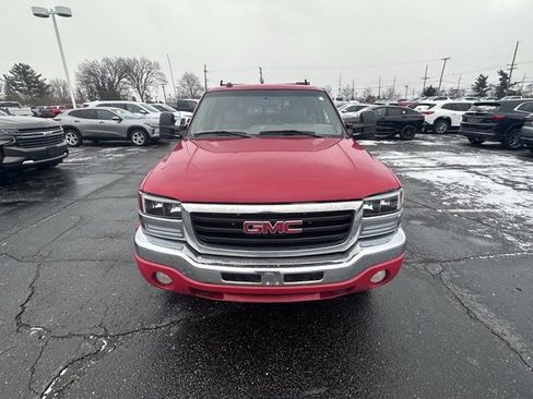 Used 2005 GMC Sierra 1500 SLE w/ Light Duty Power Package image 8