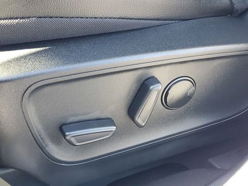 Certified 2023 Ford Escape ST-Line Elite w/ Premium Technology Package AWD/4WD image 11