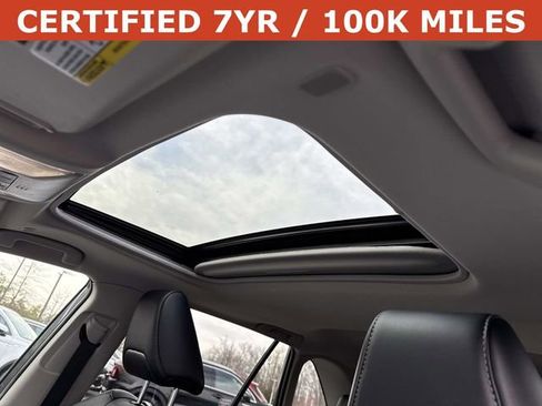 Used 2023 Toyota RAV4 Limited image 13