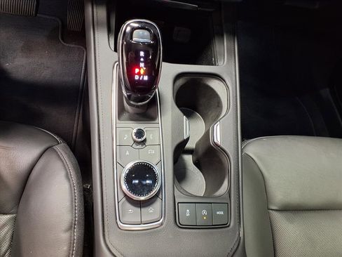 Used 2024 Cadillac XT4 Premium Luxury w/ Active Safety Package image 18