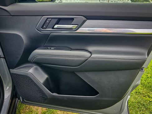 New 2027 GMC Terrain Elevation AWD/4WD image 39
