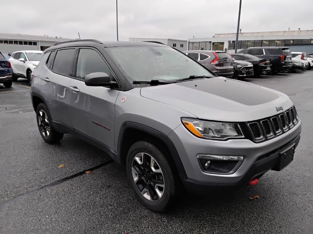 Used 2018 Jeep Compass Trailhawk w/ Navigation Group AWD/4WD image 12