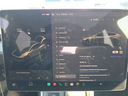Used 2026 Tesla Model Y 2WD image 10