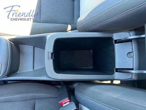 Certified 2024 Chevrolet Trax RS w/ Sunroof Package FWD image 18