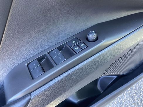 Used 2023 Toyota Camry SE image 20