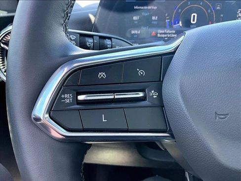 Certified 2025 Chevrolet Equinox LT w/ Safety and Technology Package FWD image 20
