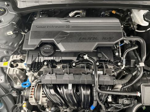 Used 2025 Hyundai Elantra Sport w/ Cargo Package FWD image 24