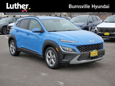Certified 2022 Hyundai Kona SEL w/ Convenience Package image 1