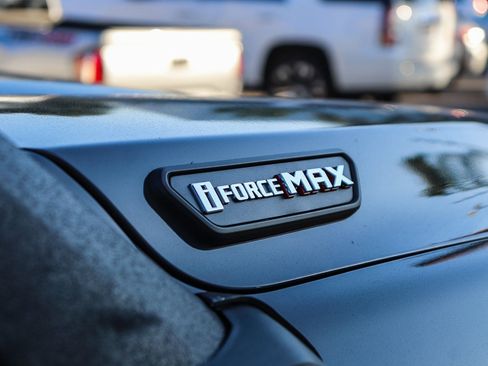 Used 2024 Toyota Tacoma Trailhunter image 7