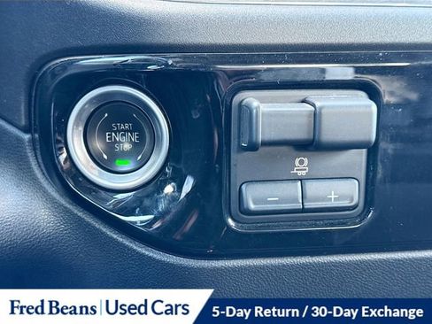 Used 2024 Chevrolet Silverado 3500 LT image 37