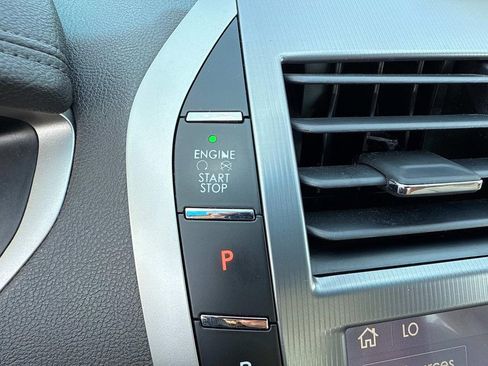 Certified 2020 Lincoln MKZ w/ Convenience Package image 28