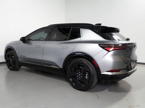 Used 2024 Chevrolet Equinox EV RS image 7