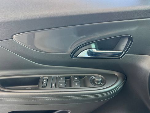 Used 2021 Buick Encore Preferred FWD image 14
