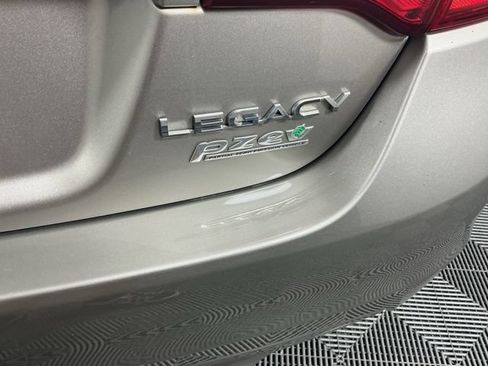 Used 2017 Subaru Legacy 2.5i Premium AWD/4WD image 20
