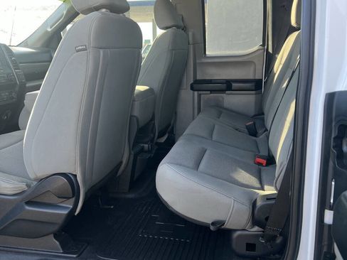 Used 2021 Ford F250 XL w/ Power Equipment Group image 12