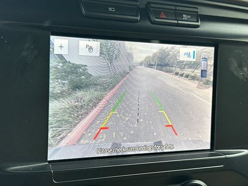 Used 2023 Ford F150 XLT image 26