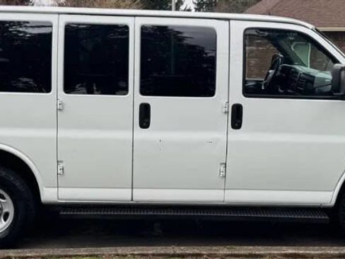 Used 2014 Chevrolet Express 2500 LS RWD image 6