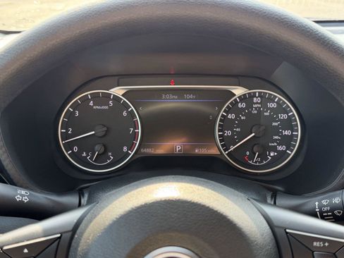 Used 2024 Nissan Sentra SV FWD image 28