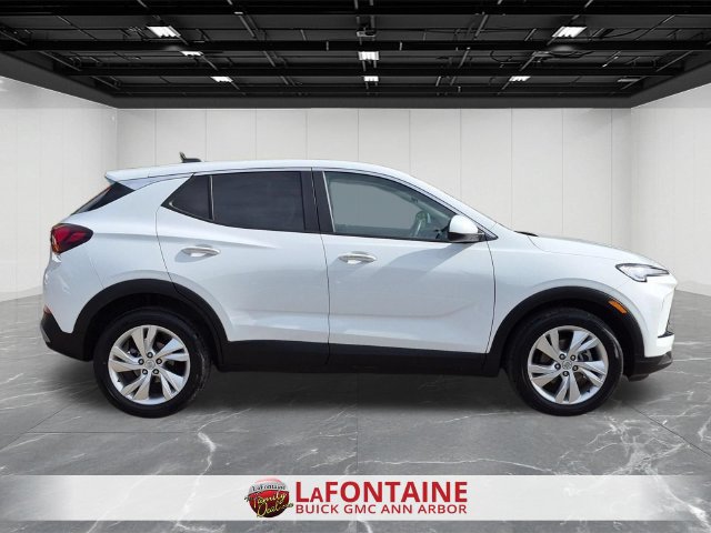Used 2025 Buick Encore GX Preferred FWD image 9