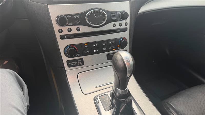 Used 2009 INFINITI G37 Journey w/ Premium Pkg RWD image 13