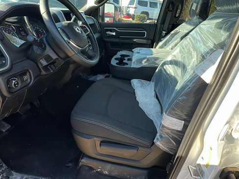 Used 2025 RAM 2500 Big Horn image 16