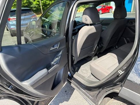 Used 2025 Chevrolet Equinox LT AWD/4WD image 30