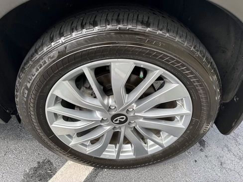 Certified 2023 INFINITI QX50 Luxe image 28