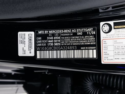 Used 2025 Mercedes-Benz S 63 AMG S w/ Carbon Fiber Exterior Package image 41