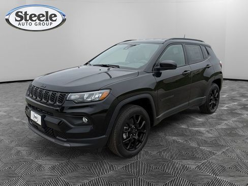 New 2026 Jeep Compass Latitude image 1