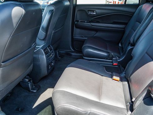 Used 2022 Honda Pilot Black Edition image 22