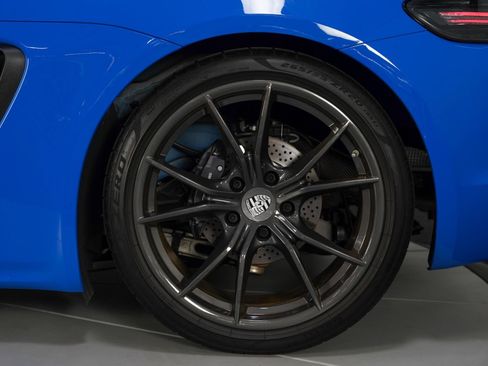 Used 2022 Porsche 718 Boxster RWD image 20