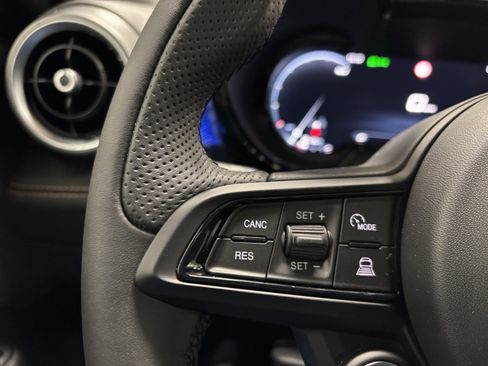 New 2025 Alfa Romeo Tonale 2.0T AWD Sport Utility w/ Premium Package image 22