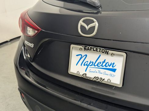 Used 2014 MAZDA MAZDA3 i Touring w/ Technology Package image 9