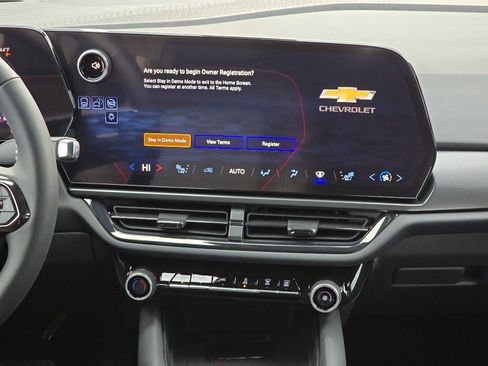 New 2026 Chevrolet Equinox EV RS image 24