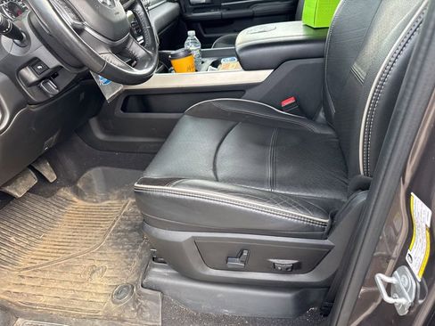 Used 2020 RAM 3500 Laramie image 18