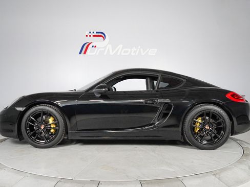 Used 2014 Porsche Cayman RWD image 2