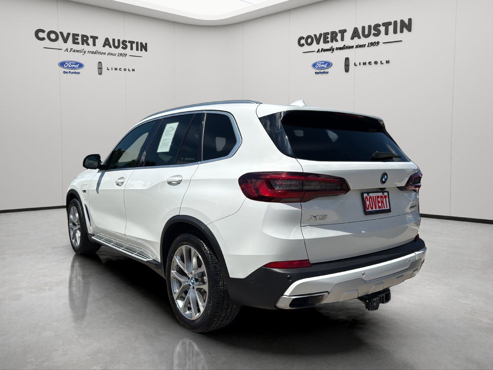 Used 2023 BMW X5 xDrive45e AWD/4WD image 3