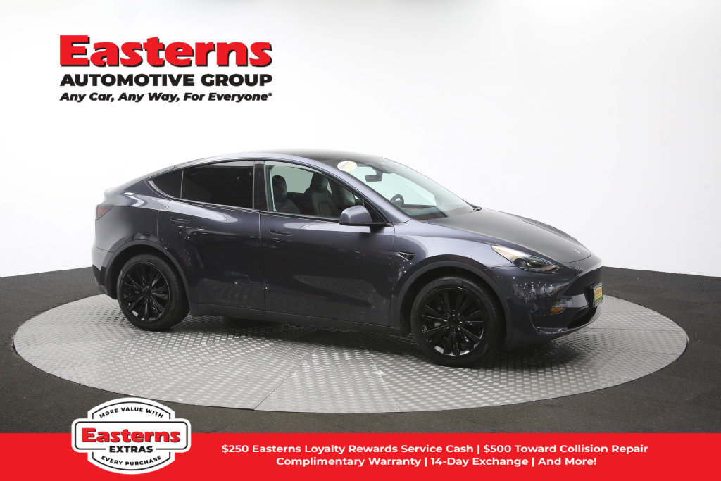 Used 2024 Tesla Model Y Long Range AWD/4WD image 44