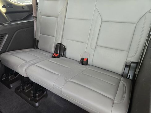 Used 2021 Chevrolet Tahoe Z71 w/ Z71 Signature Package AWD/4WD image 36