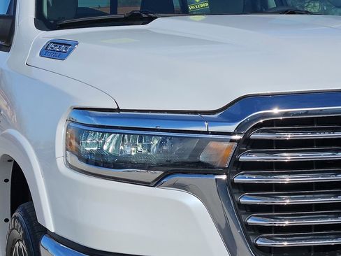 New 2026 RAM 1500 Laramie AWD/4WD image 8