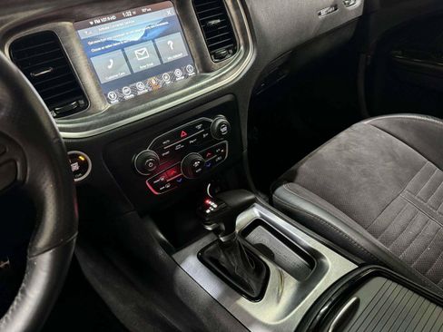 Used 2017 Dodge Charger R/T RWD image 45