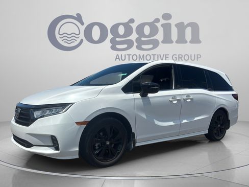 Used 2024 Honda Odyssey Sport image 1