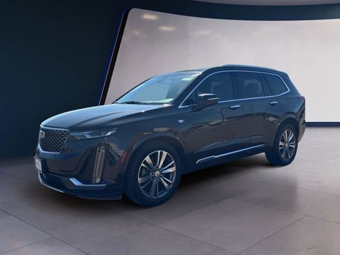 Used 2020 Cadillac XT6 Premium Luxury image 1
