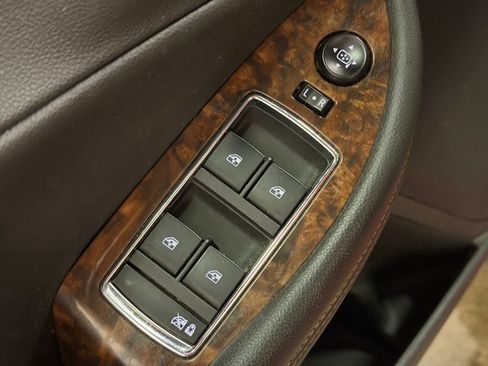 Used 2014 Chevrolet Impala LTZ image 35
