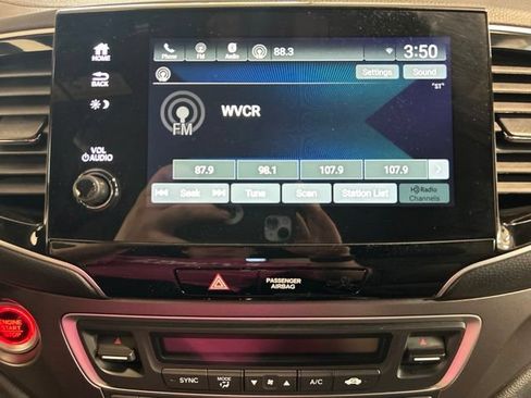 Certified 2023 Honda Passport EX-L image 32